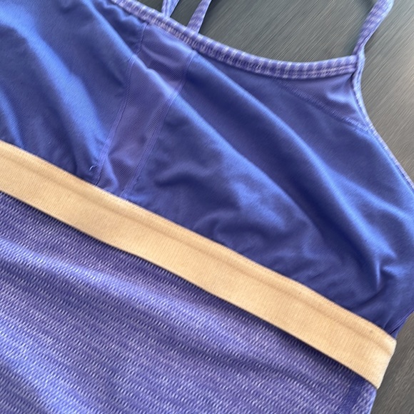 Lululemon Power Y Tank - Picture 4 of 4